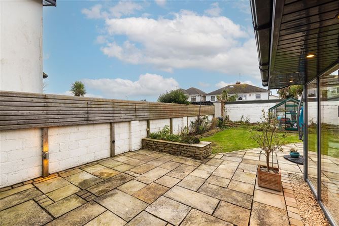 6 Clifflands Court, Rush, Co. Dublin