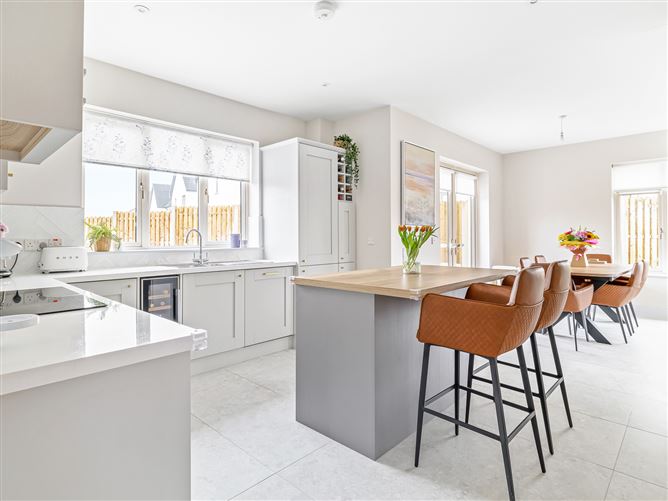 54 Curragh Farm, Newbridge, Kildare