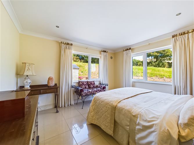 Knockaveelish, Dunmore East, Waterford