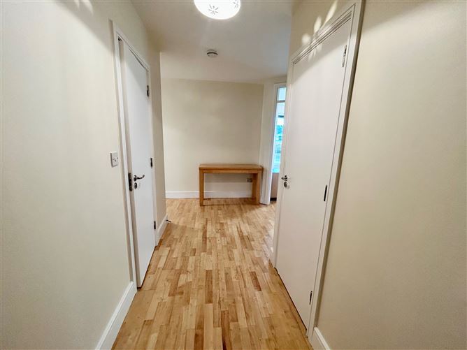 3 The Pavilion, Central Park, Carrick-on-Shannon, Leitrim