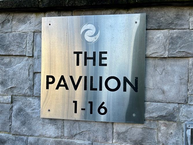 3 The Pavilion, Central Park, Carrick-on-Shannon, Leitrim