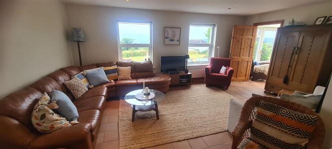 6 Greaghnafarna, Ballinaglera, Carrick-On-Shannon, Leitrim