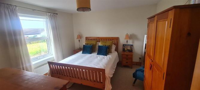 6 Greaghnafarna, Ballinaglera, Carrick-On-Shannon, Leitrim