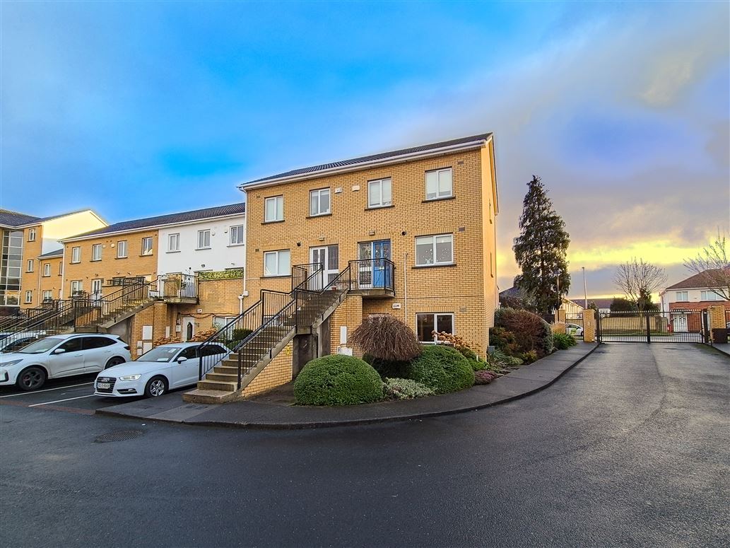 19 Ballyowen Hall, Lucan, Dublin