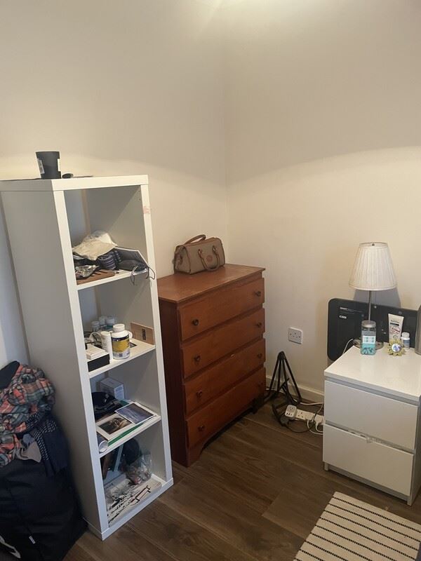 Single Room- Booterstown Apartment, Dublin