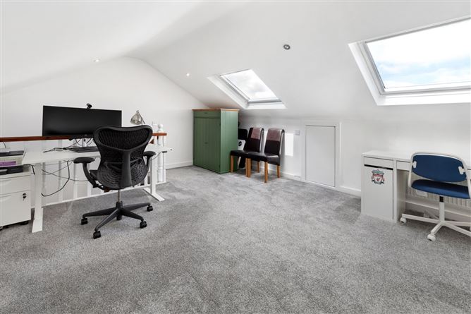 Photo 21 of 29 — 6 Oaktree Green, Castleknock, Dublin 15