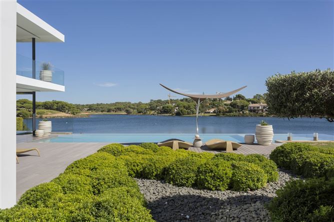 Photo 35 of 69 — Moon Splash, Quinta Do Lago, Algarve