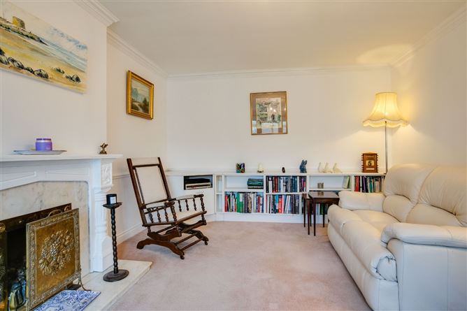 17 Silchester Court, Glenageary, Co. Dublin