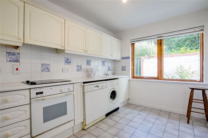17 Silchester Court, Glenageary, Co. Dublin