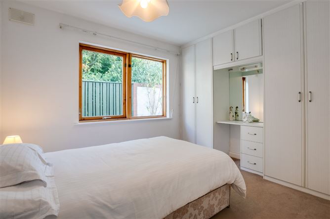 17 Silchester Court, Glenageary, Co. Dublin