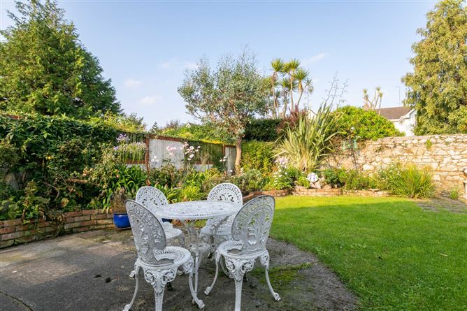 17 Silchester Court, Glenageary, Co. Dublin