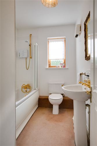 17 Silchester Court, Glenageary, Co. Dublin