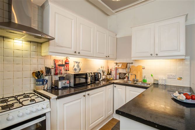 26 Vernon Avenue, Clontarf, Dublin 3