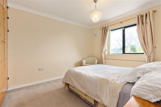 Eventide, 79 Clonkeen Road, Co. Dublin