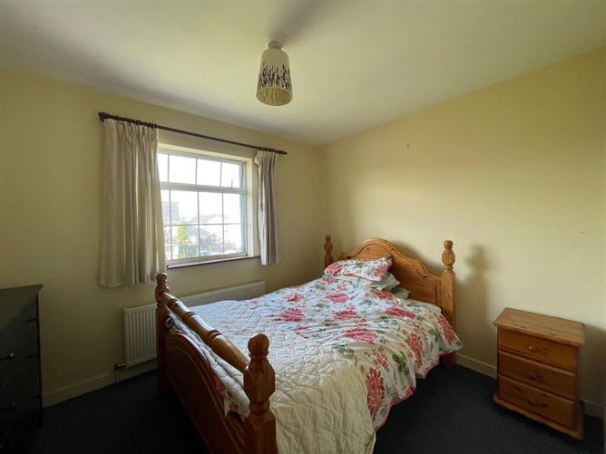 7 Oaklawn Drive, Racecourse Road, Roscommon Town, Roscommon
