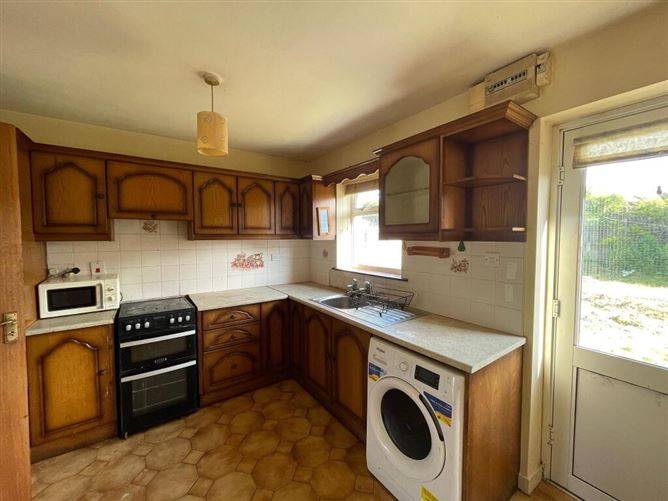 7 Oaklawn Drive, Racecourse Road, Roscommon Town, Roscommon