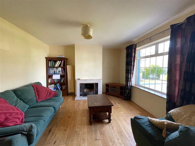 7 Oaklawn Drive, Racecourse Road, Roscommon Town, Roscommon