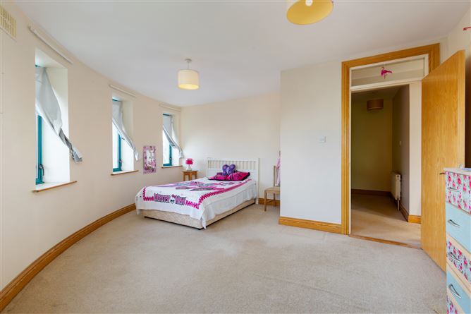 1 Fastnet courtyard, Marina Village , Arklow, Wicklow