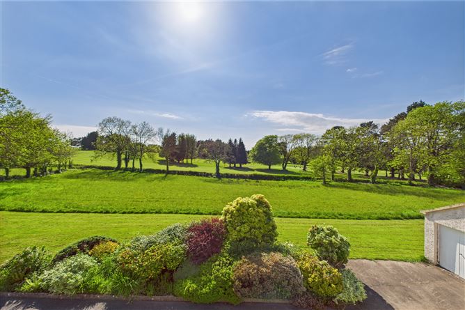 "Everglades" Mount Sion, Ferrybank, Waterford