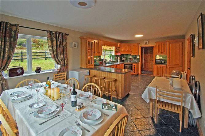 6 Bed in Clonbur,Clonbur,  Galway