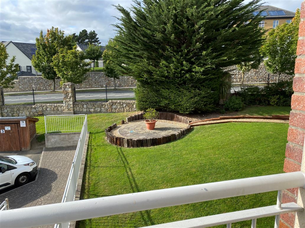 33 Cluain Shee, Aikens Village, Sandyford, Dublin 18