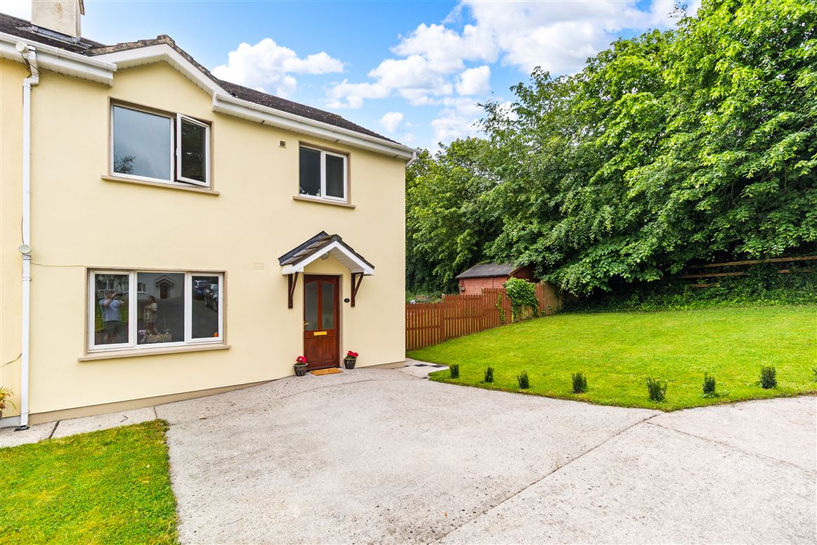 16 Cois Cille, Conna, Co, Cork