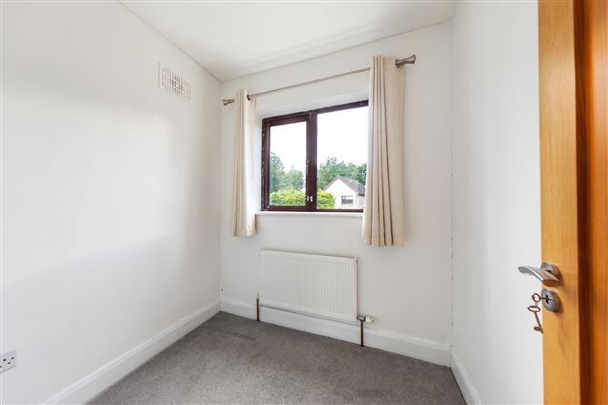 Photo 15 of 22 — 1B Esker Glebe, Lucan, Co. Dublin