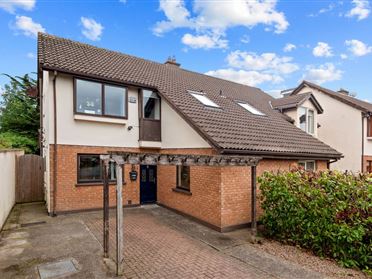 13 Stradbrook Grove, Blackrock,   County Dublin