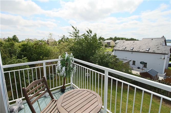 7 Shannon Cove, Dromod, Co. Leitrim