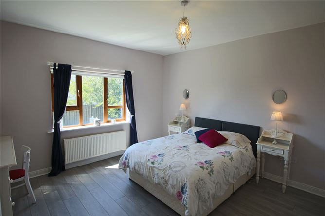 7 Shannon Cove, Dromod, Co. Leitrim