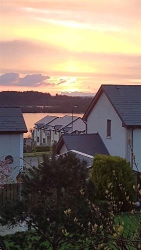 7 Shannon Cove, Dromod, Co. Leitrim