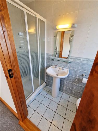 6 Shannon Heights, Kilrush, Co. Clare