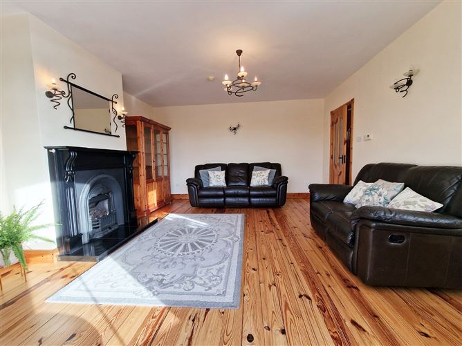 6 Shannon Heights, Kilrush, Co. Clare