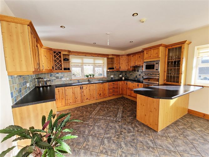 6 Shannon Heights, Kilrush, Co. Clare