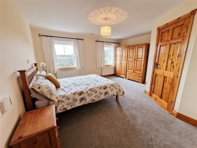 6 Shannon Heights, Kilrush, Co. Clare