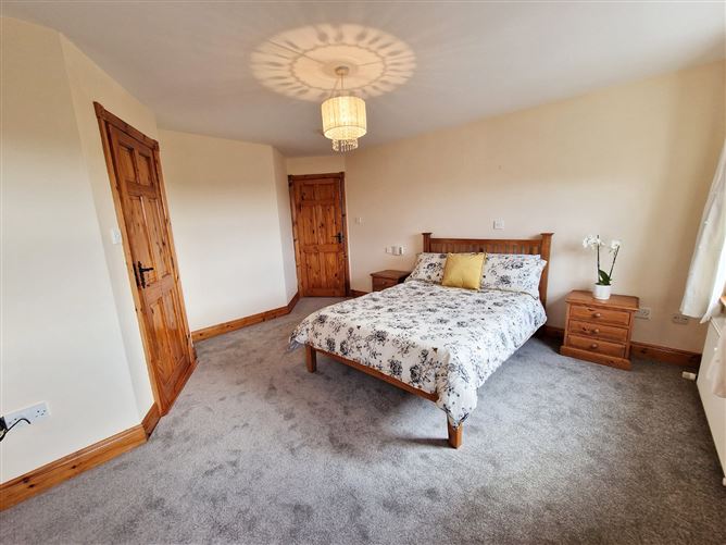 6 Shannon Heights, Kilrush, Co. Clare