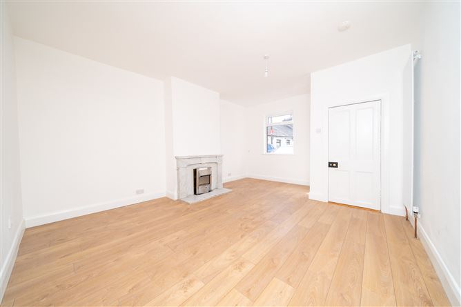 27 Darley's Terrace, The Coombe, Dublin 8