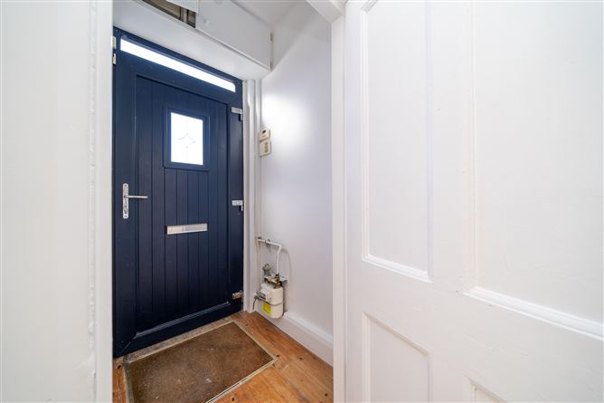27 Darley's Terrace, The Coombe, Dublin 8