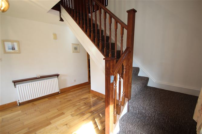 6 The Gardens, Owenabue Heights, Carrigaline, Cork