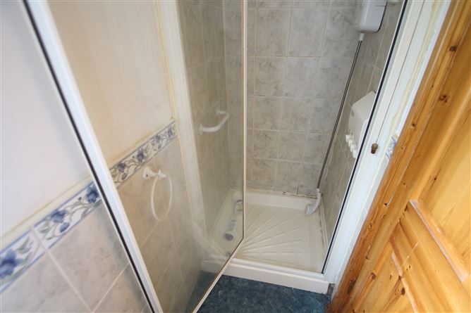6 The Gardens, Owenabue Heights, Carrigaline, Cork