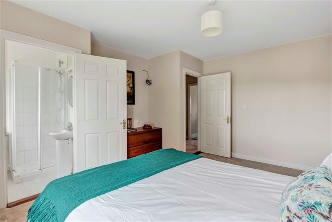 17 The Village Green, Ratoath, Co. Meath