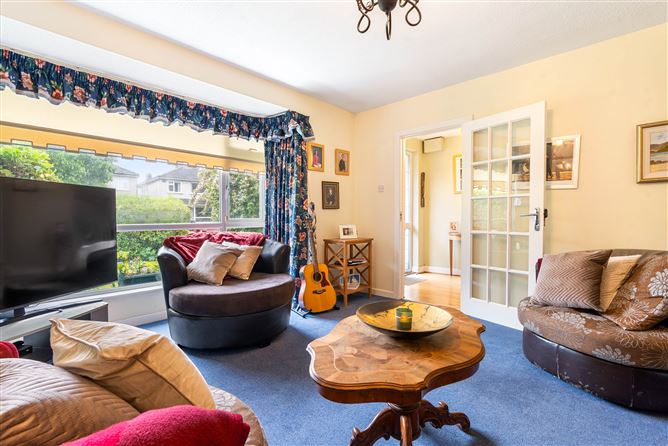 22 The Crescent, Boden Park, Rathfarnham, Dublin 16