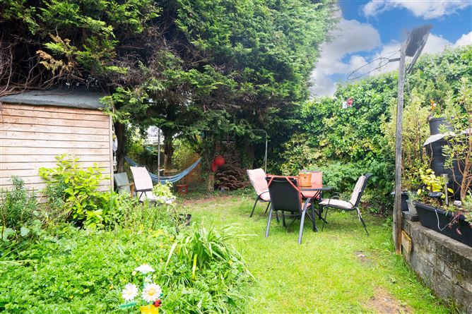 22 The Crescent, Boden Park, Rathfarnham, Dublin 16