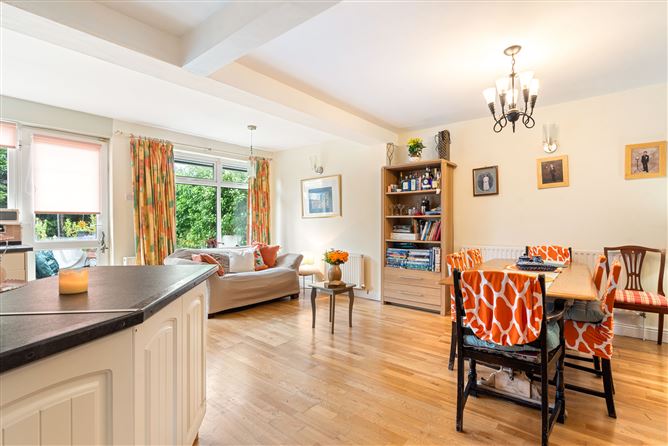 22 The Crescent, Boden Park, Rathfarnham, Dublin 16