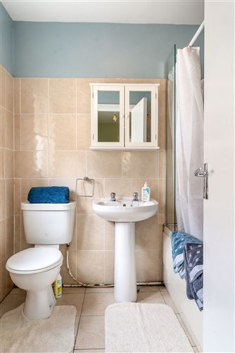 22 The Crescent, Boden Park, Rathfarnham, Dublin 16