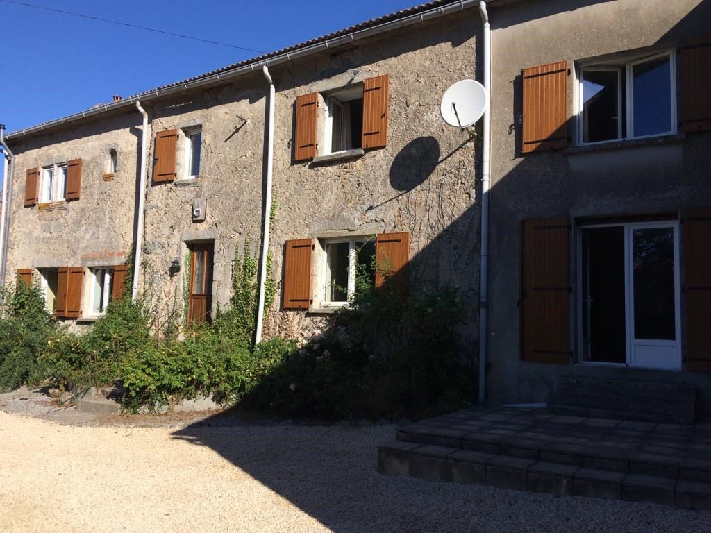 Private, Le Pont, Largeasse