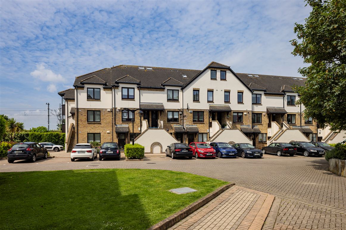 240 Marina Village, Malahide, County Dublin