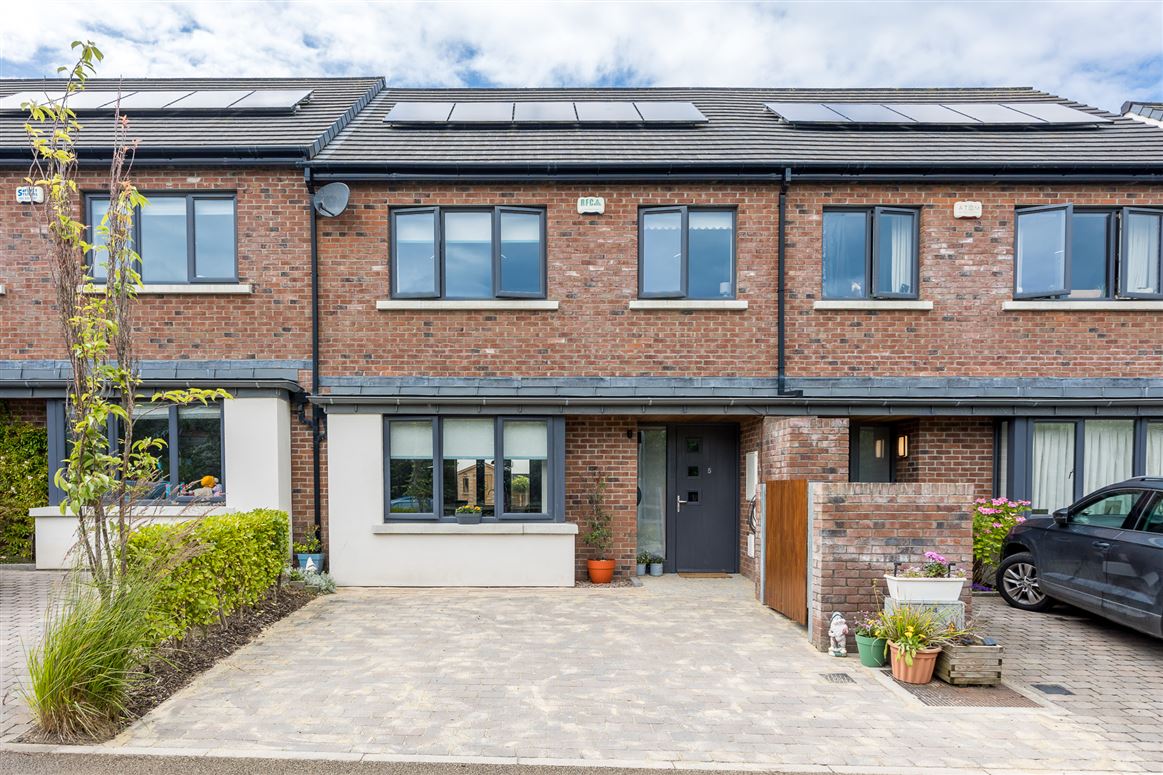 5 The Drive, Station Manor, Station Road, Portmarnock, County Dublin