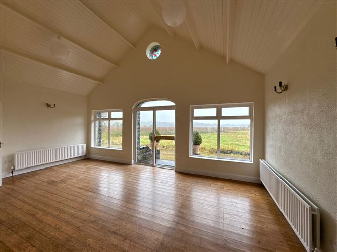 Derry Quay Lodge, Ballymagibbon South, Cross, Claremorris, Co. Mayo