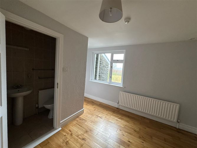 Derry Quay Lodge, Ballymagibbon South, Cross, Claremorris, Co. Mayo